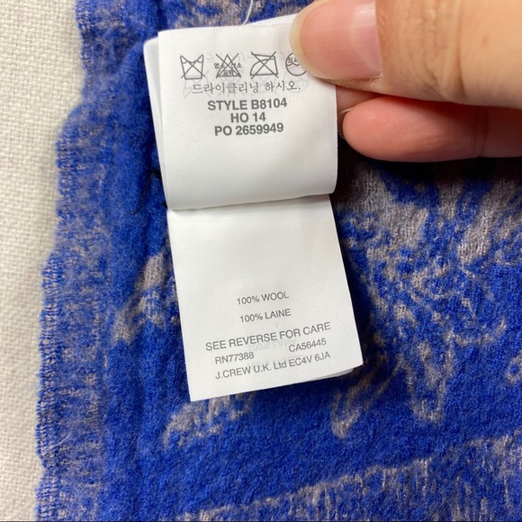 J. Crew Boiled 100% Wool Scarf Wrap Blue Gray OS - Picture 8 of 10
